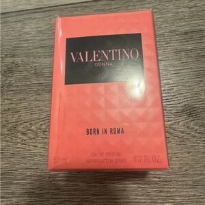 Valentino Pink Beauty Packaging Collection